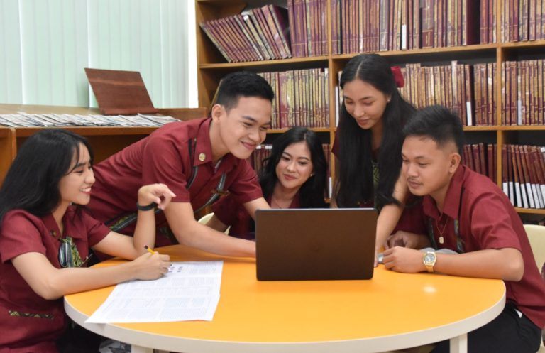 AI Writing Tools Every Filipino Student Should Try in 2025