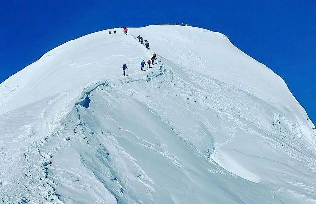 Mera peak